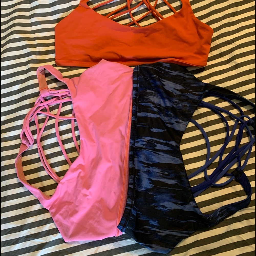 Lululemon Free to be bras
